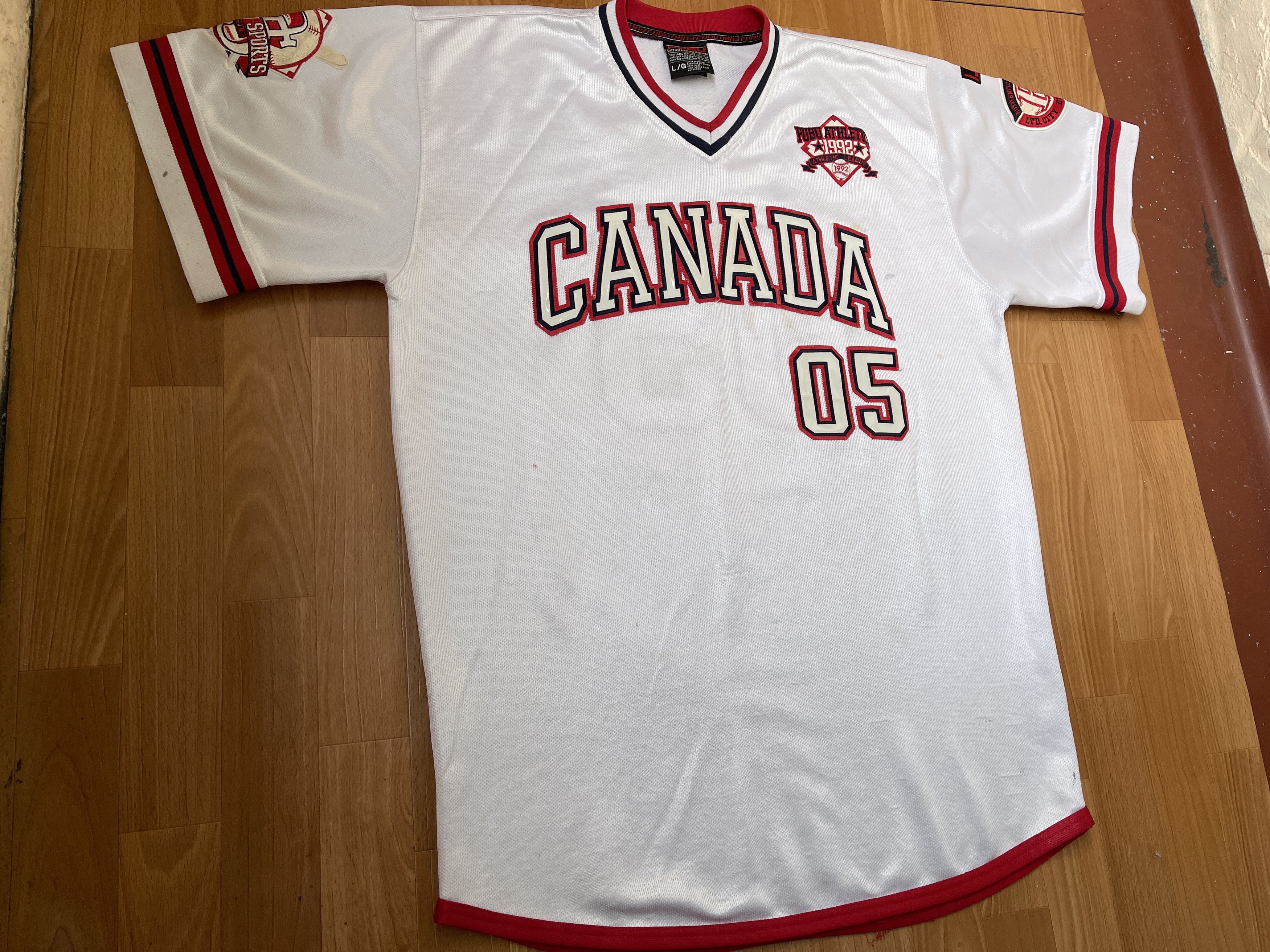 Fubu FUBU jersey, Canada, t-shirt City Series vintage hip hop L Size US L / EU 52-54 / 3 - 3 Thumbnail