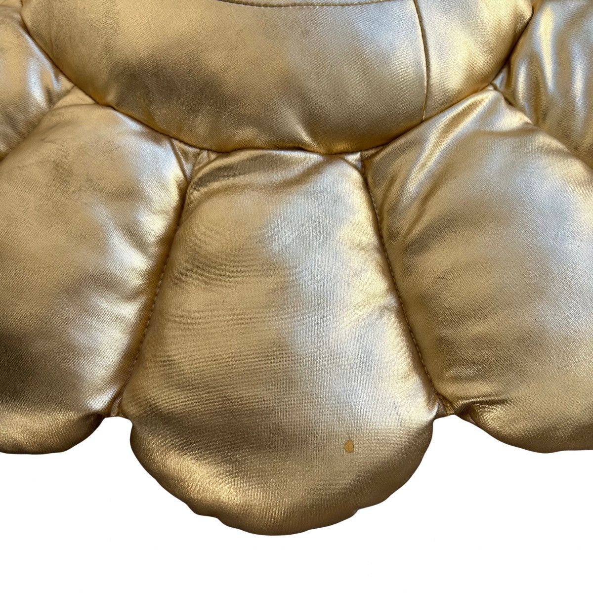 Takashi Murakami Takashi Murakami Flower Cushion Pillow Gold 60CM RARE Size ONE SIZE - 2 Thumbnail