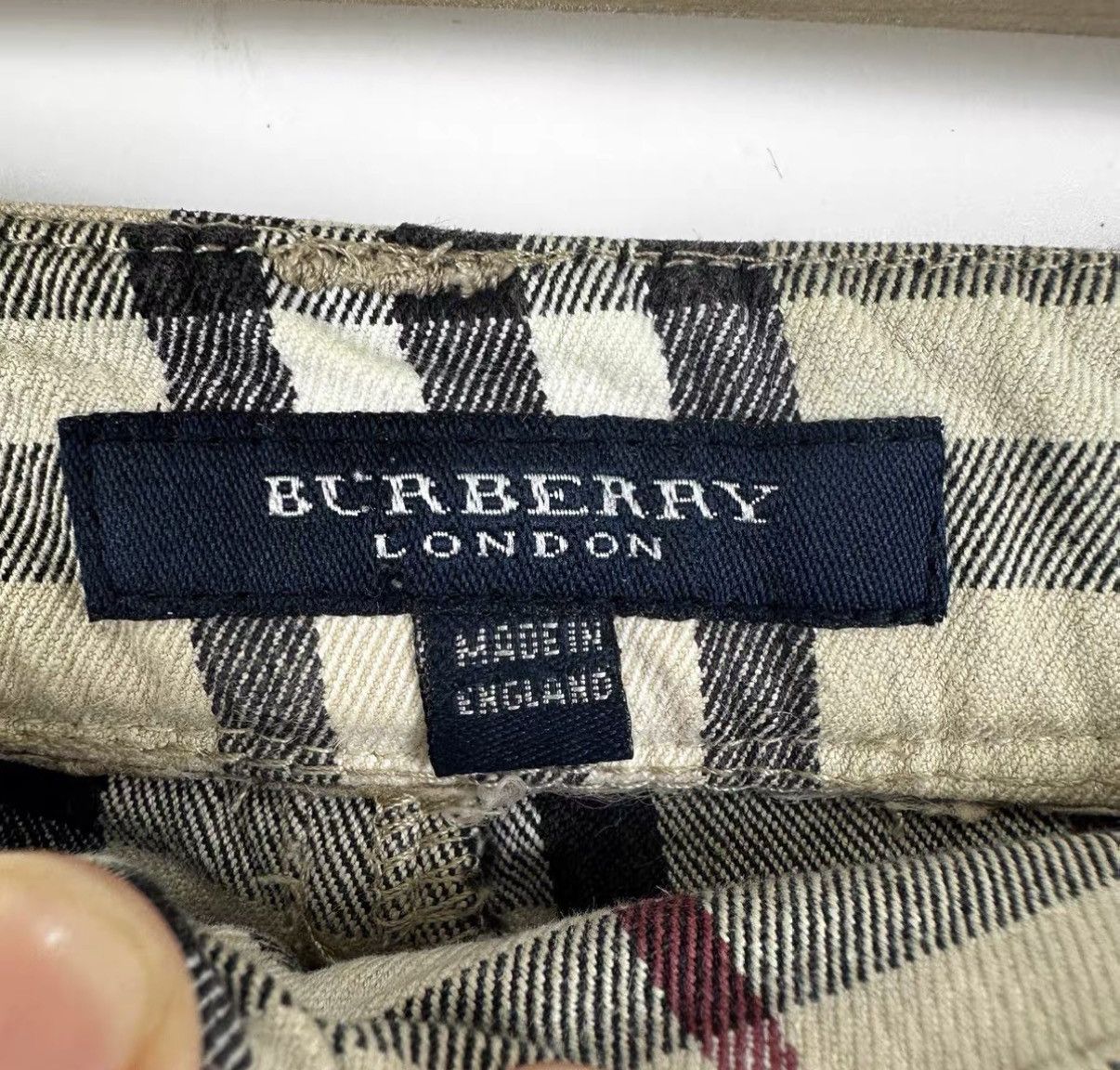 Burberry Burberry Classic plaid mini skirt K12 Size L / US 10 / IT 46 - 4 Thumbnail