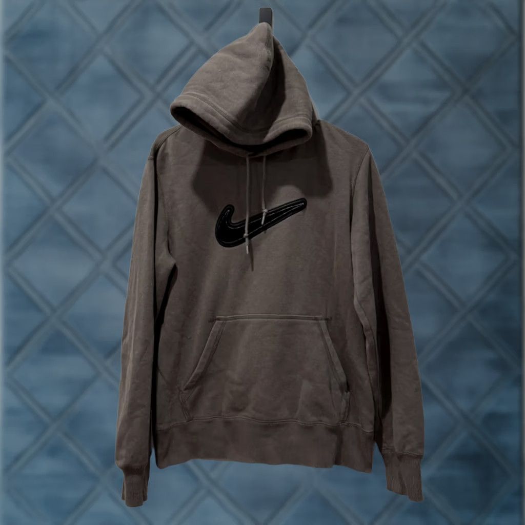Nike VINTAGE Nike Hoodie Sweatshirt Men's Medium Brown Y2K Big Swoosh Logo Pullover Size US M / EU 48-50 / 2 - 1 Thumbnail