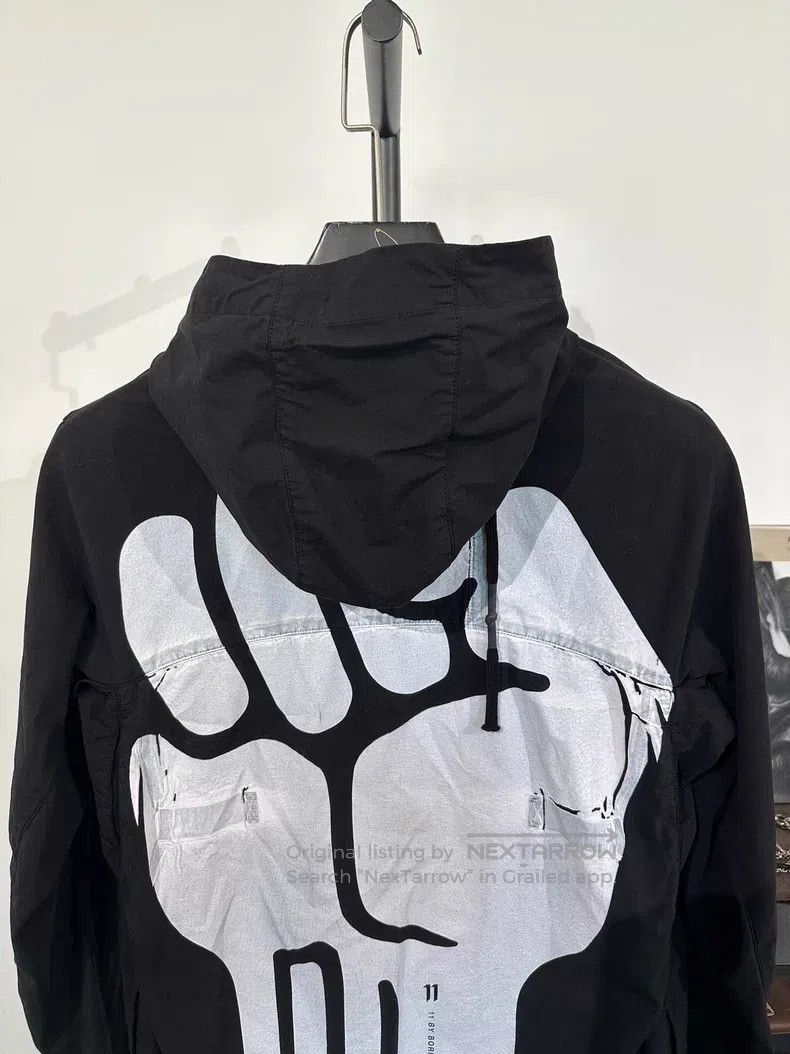 Boris Bidjan Saberi Boris Bidjan Saberi Mid-length printed windbreaker jacket Size US S / EU 44-46 / 1 - 4 Thumbnail