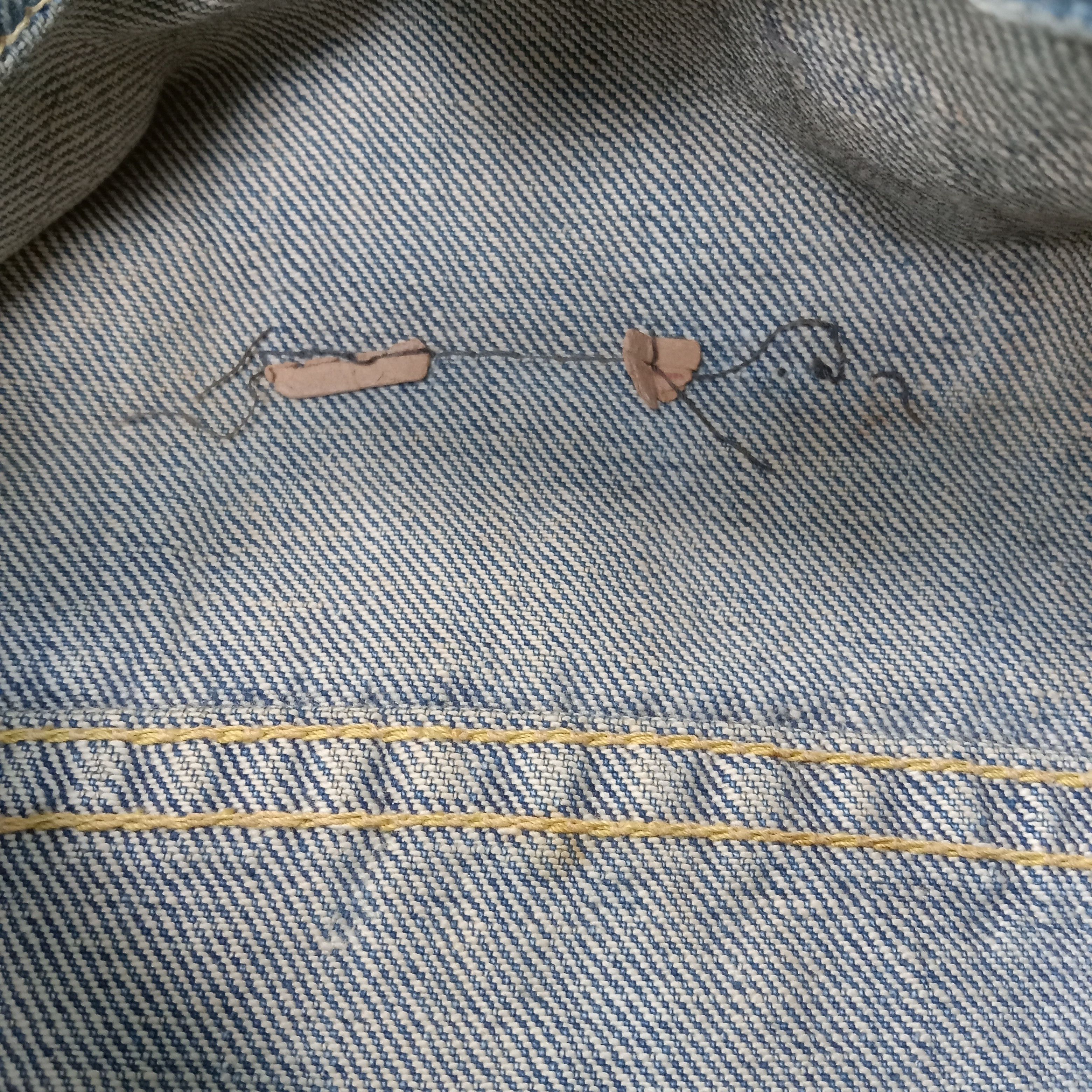Levi's × Vintage Levi's 501 Big E Distressed Sleeveless Denim Jacket C214N12 Size US S / EU 44-46 / 1 - 7 Thumbnail