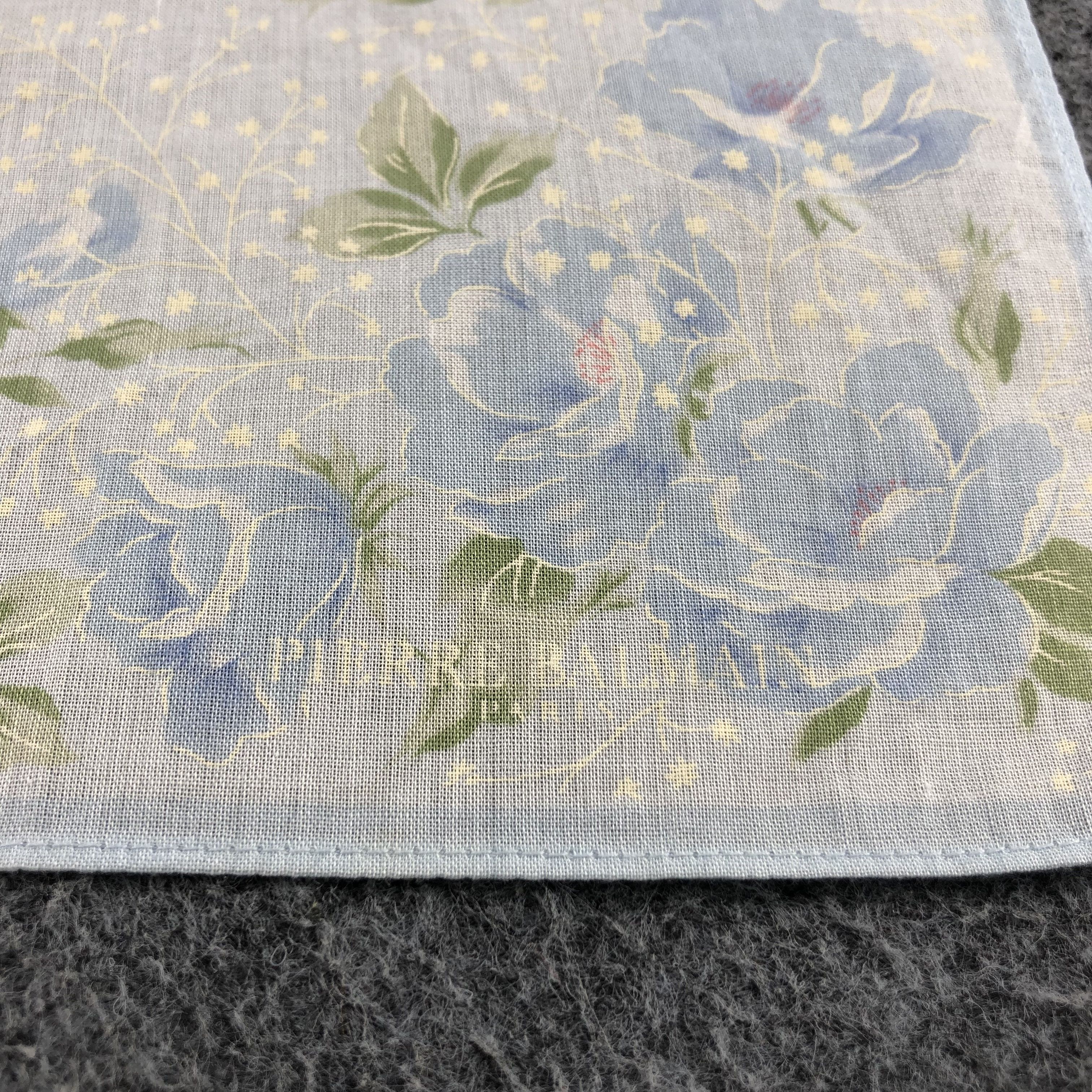 Pierre Balmain Pierre Balmain Handkerchief Neckerchief Bandana H1366 Size ONE SIZE - 3 Thumbnail