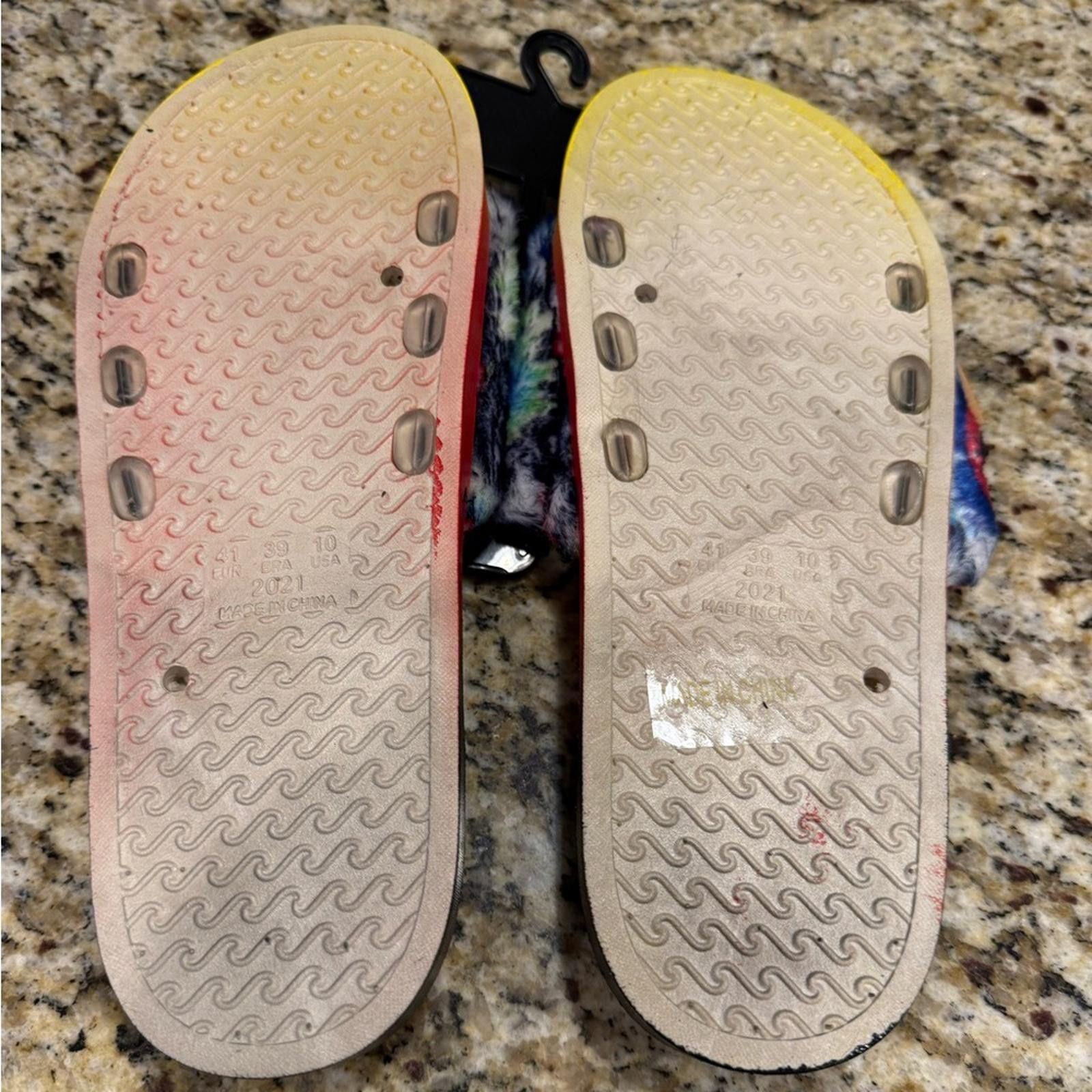Seven 7 Seven tie dyed faux fur rainbow colored slides Size 10 Size US 10 / IT 40 - 5 Thumbnail