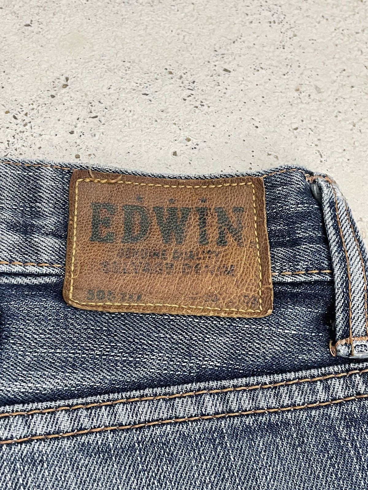 Edwin Edwin 505 Selvedge Buckle Back Whisker Distress Denim A13 Size US 32 / EU 48 - 18 Thumbnail