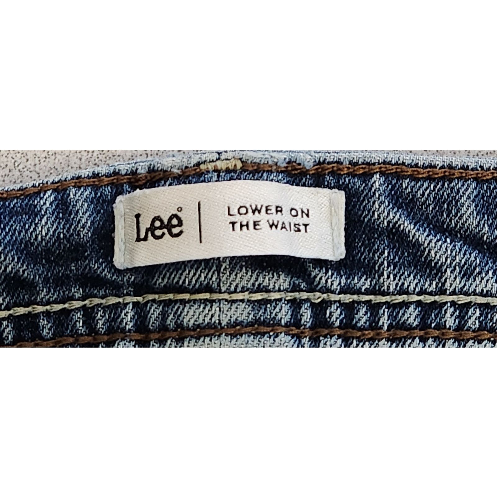 Lee Lee Blue Lower On The Waist Denim Short 20W Plus Lightweight Size 38" / US 16 / IT 52 - 3 Thumbnail