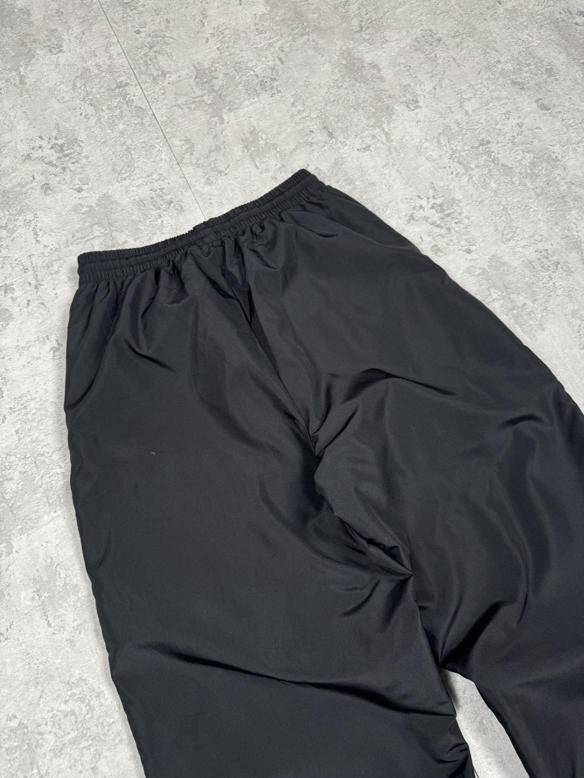 Nike Vintage Nike Y2K Streetwear Sportswear Track Pants Size M Size US 32 / EU 48 - 12 Thumbnail