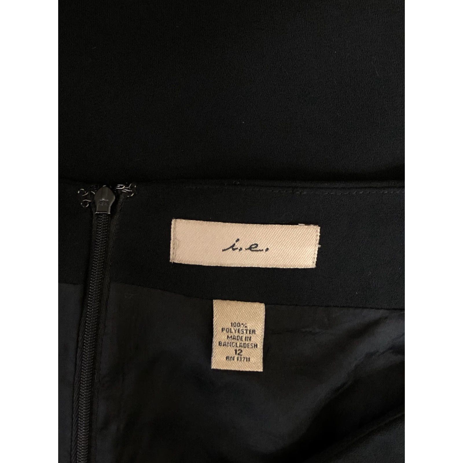 Vintage ie A-Line Skirt 12 Black Pleated 32"W Knee Length Career Classic Gothic Womens Skirt Size 34" / US 12 / IT 48 - 3 Thumbnail