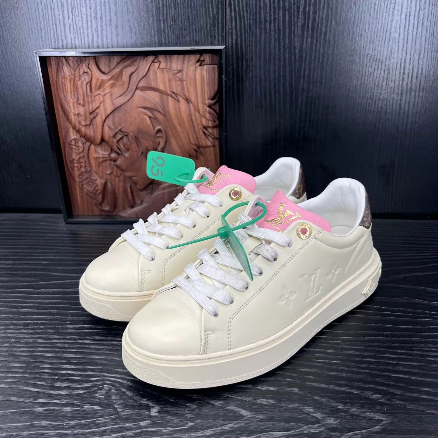 Louis Vuitton LV Time Out Mifen China Exclusive shoes 38 Size US 7.5 / IT 37.5 - 1 Thumbnail