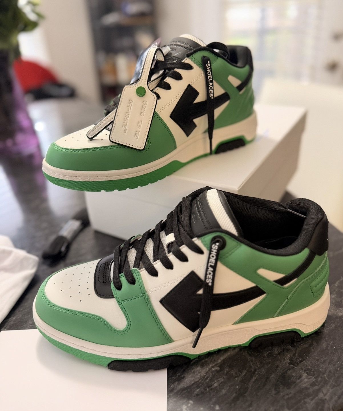 Off-White Off white- Out of Office Low Top Sneaker size:43 green Size US 10 / EU 43 - 1 Thumbnail