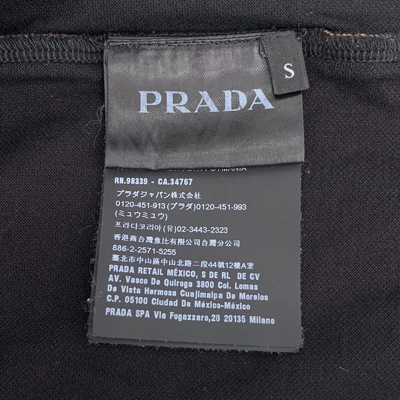 Prada Prada Black logo badge cotton round-neck short-sleeved T-sh Size US S / EU 44-46 / 1 - 6 Thumbnail