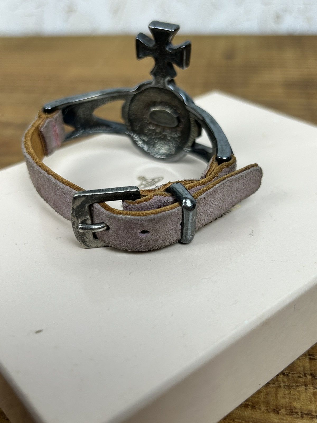 Vivienne Westwood 90s Vivienne Westwood 1996 Rosa Strass Orb Leather Bracelet Size ONE SIZE - 6 Thumbnail