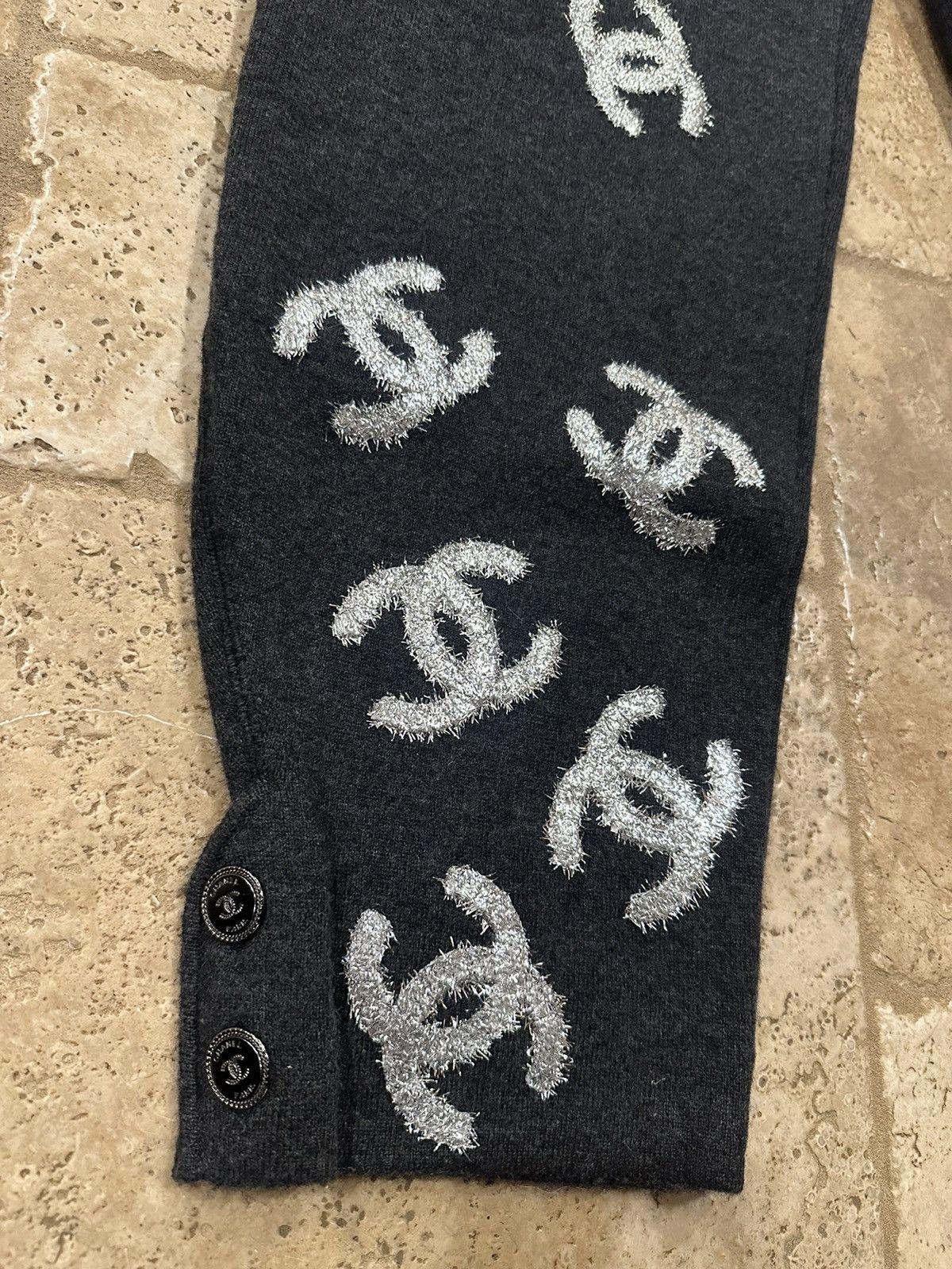 Chanel Chanel Grey Cashmere Glitter CC Logo Unisex Pants Size US 33 - 6 Thumbnail