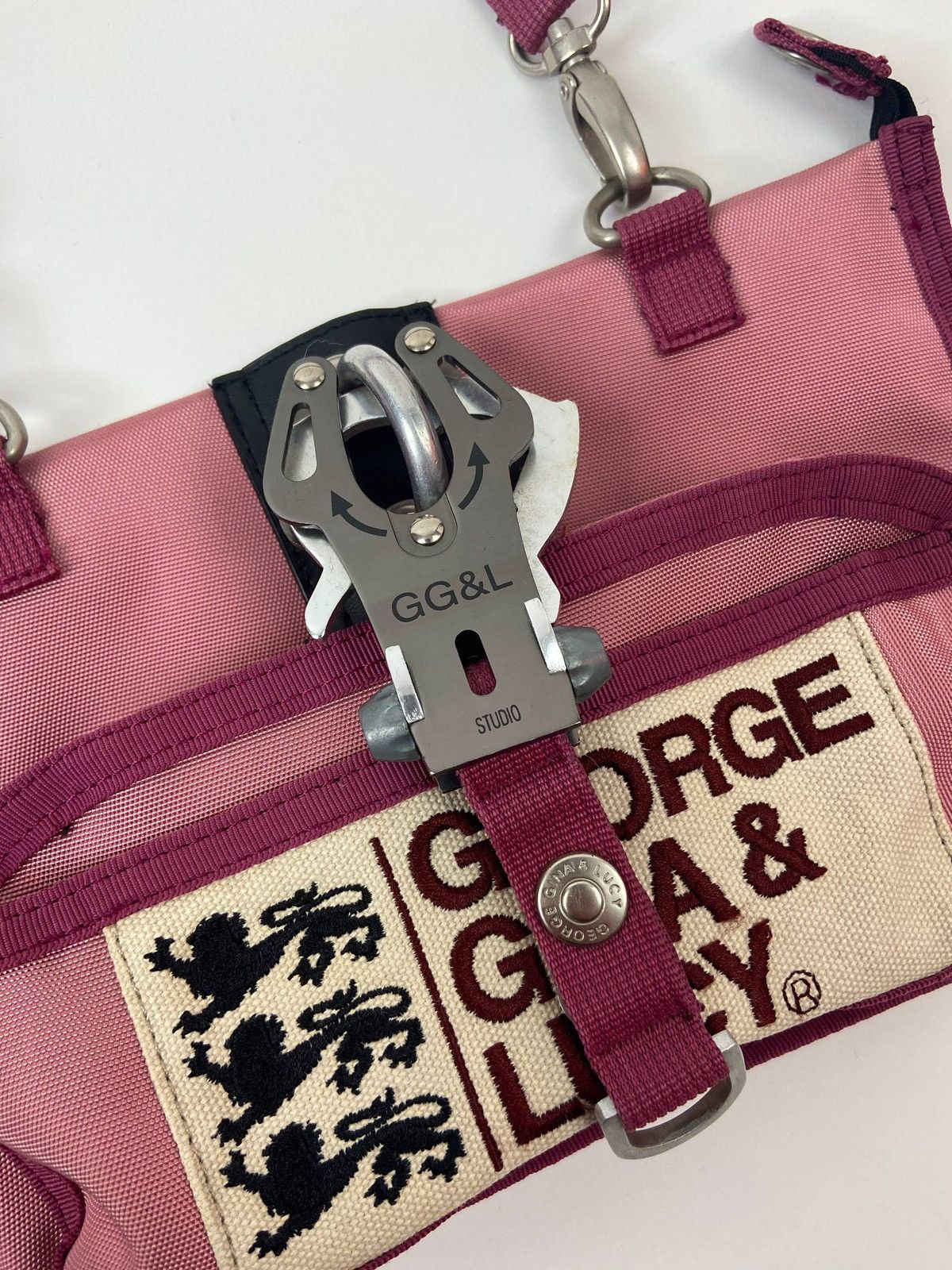George Gina & Lucy Okinawa Punk Pink Nylon Shoulder Bag Y2K Utility RareHandbag Size ONE SIZE - 6 Thumbnail