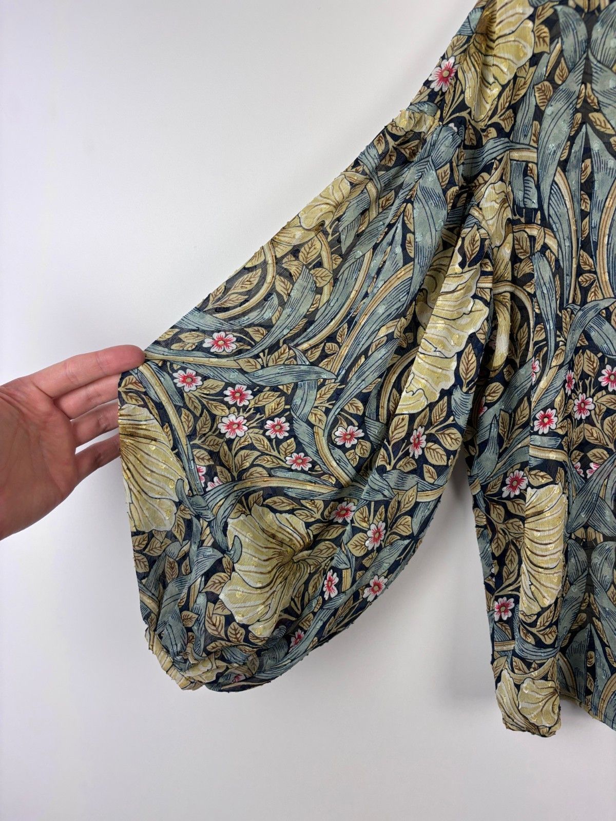 H&M Morris & Co x H&M Floral Chiffon Blouse Multicolor US 6 Size M / US 6-8 / IT 42-44 - 4 Thumbnail