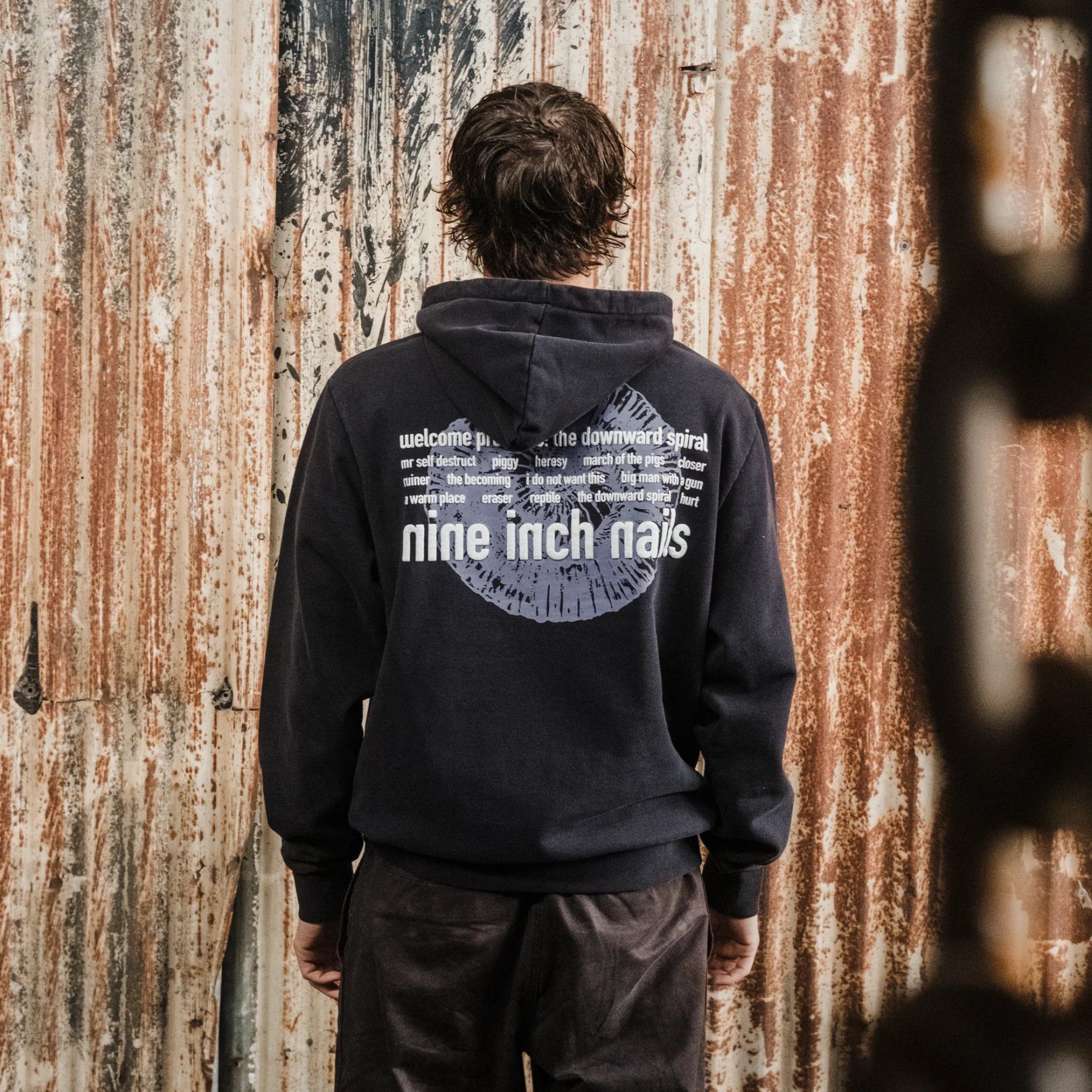 Band Tees × Welcome Skateboards Welcome x Nine Inch Nails Eraser Puff Hoodie Sweatshirt Size US L / EU 52-54 / 3 - 12 Thumbnail