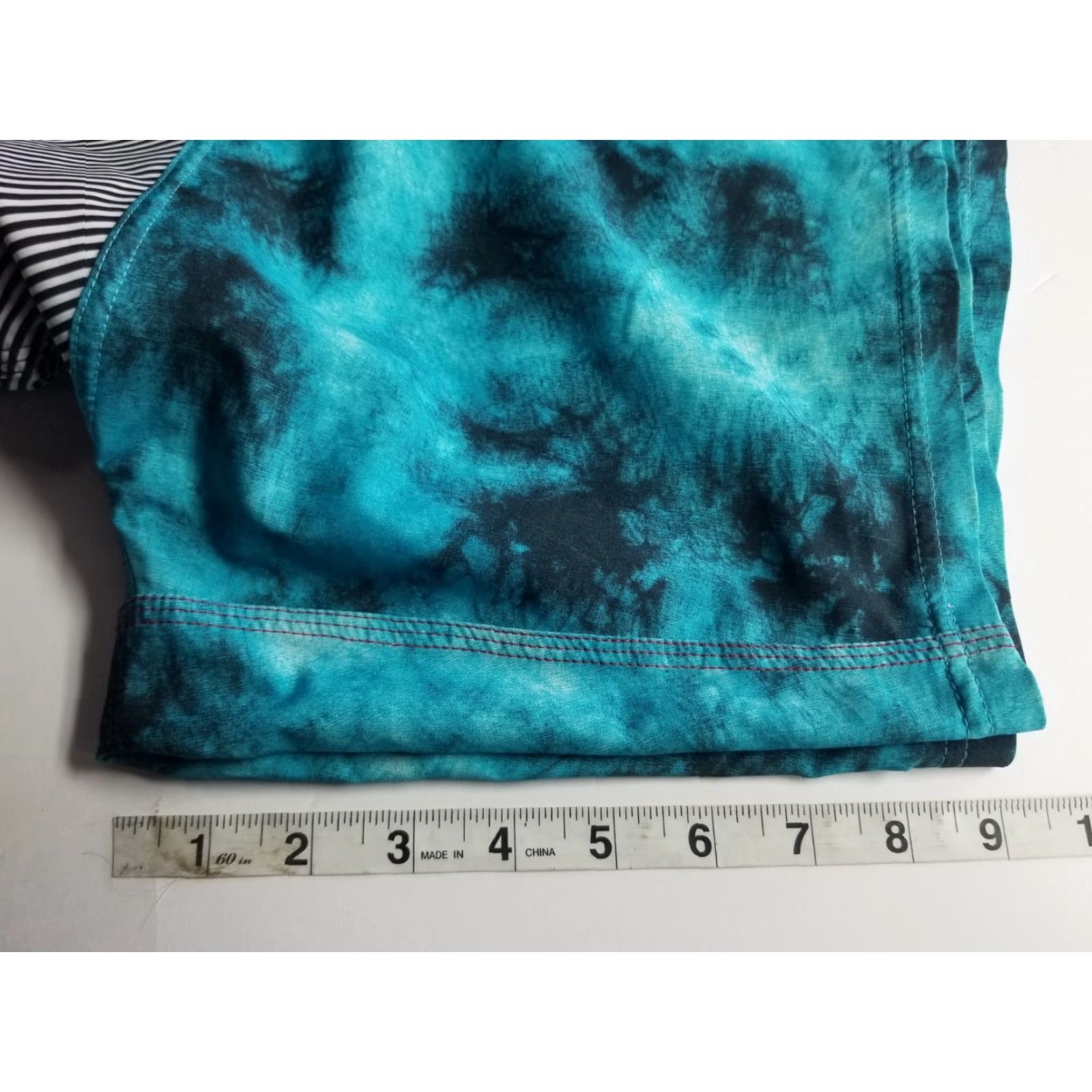 Billabong Billabong Boardshorts Men 31 Beach Surf Trunks Blue Gray Multicolor Trunks Surfing Brand 31 Mens Size US 31 - 4 Thumbnail