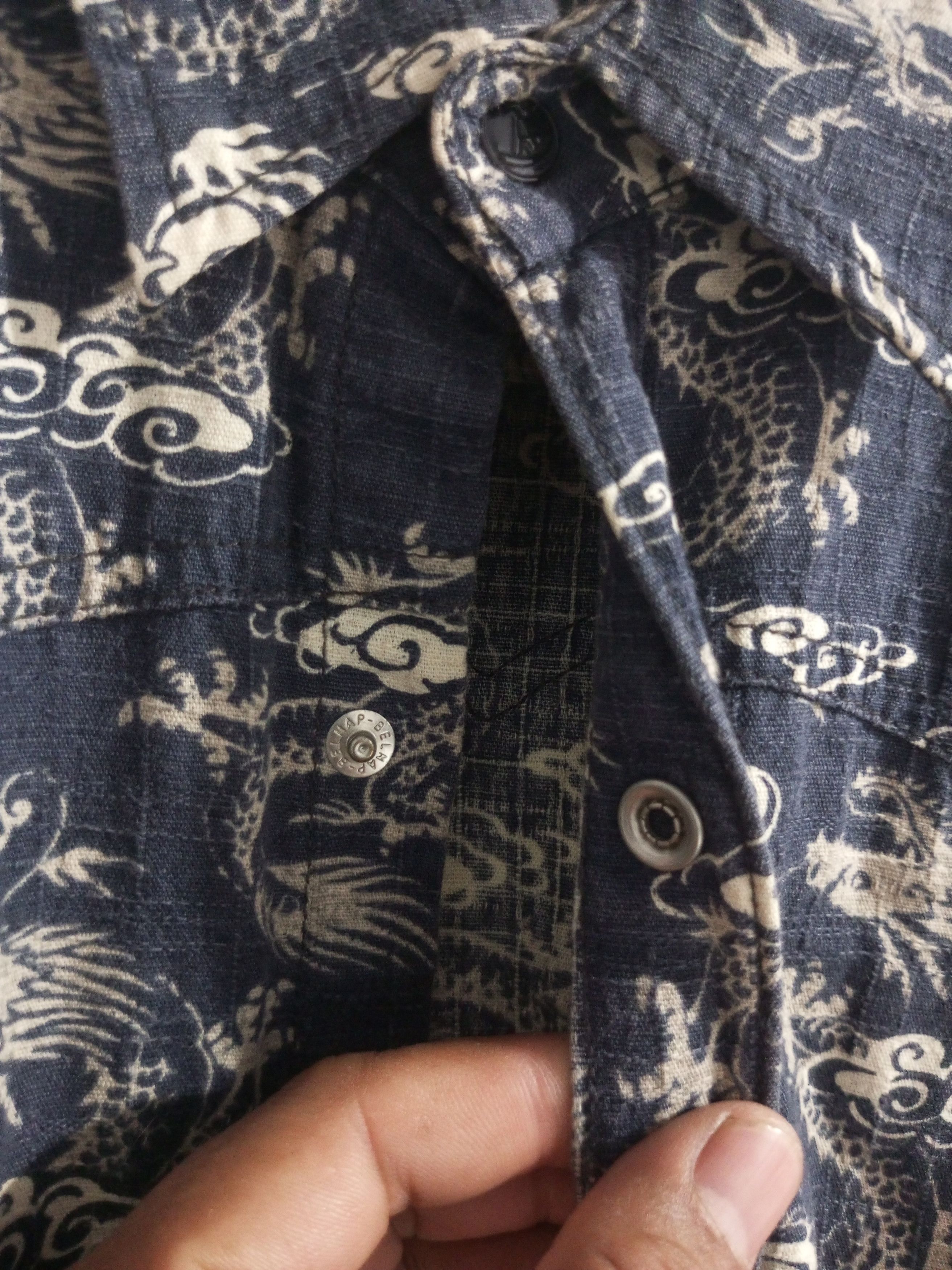 Japanese Brand Vintage japanese dragon full long sleeve button up shirt Size US L / EU 52-54 / 3 - 6 Thumbnail