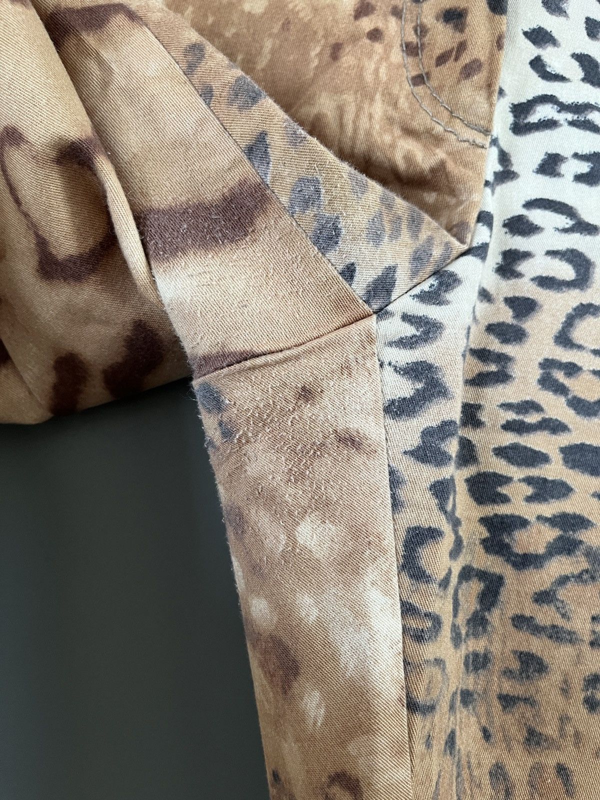 Ferre × Gianfranco Ferre Gianfranco Ferre Leopard Pattern Print Pants Size US 38 / EU 54 - 14 Thumbnail