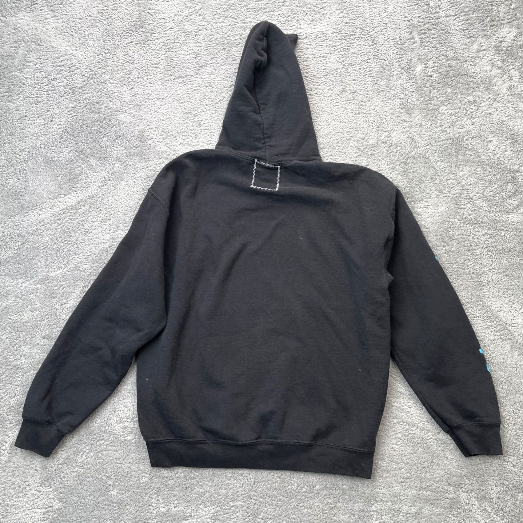 Logo 7 Riot Society Hoodie Mens Medium Black Embroidered Mushroom Logo Pullover Cotton Polyester Graphic Print Lined Pockets Crew Neck Sweatshirt Size US M / EU 48-50 / 2 - 2 Thumbnail