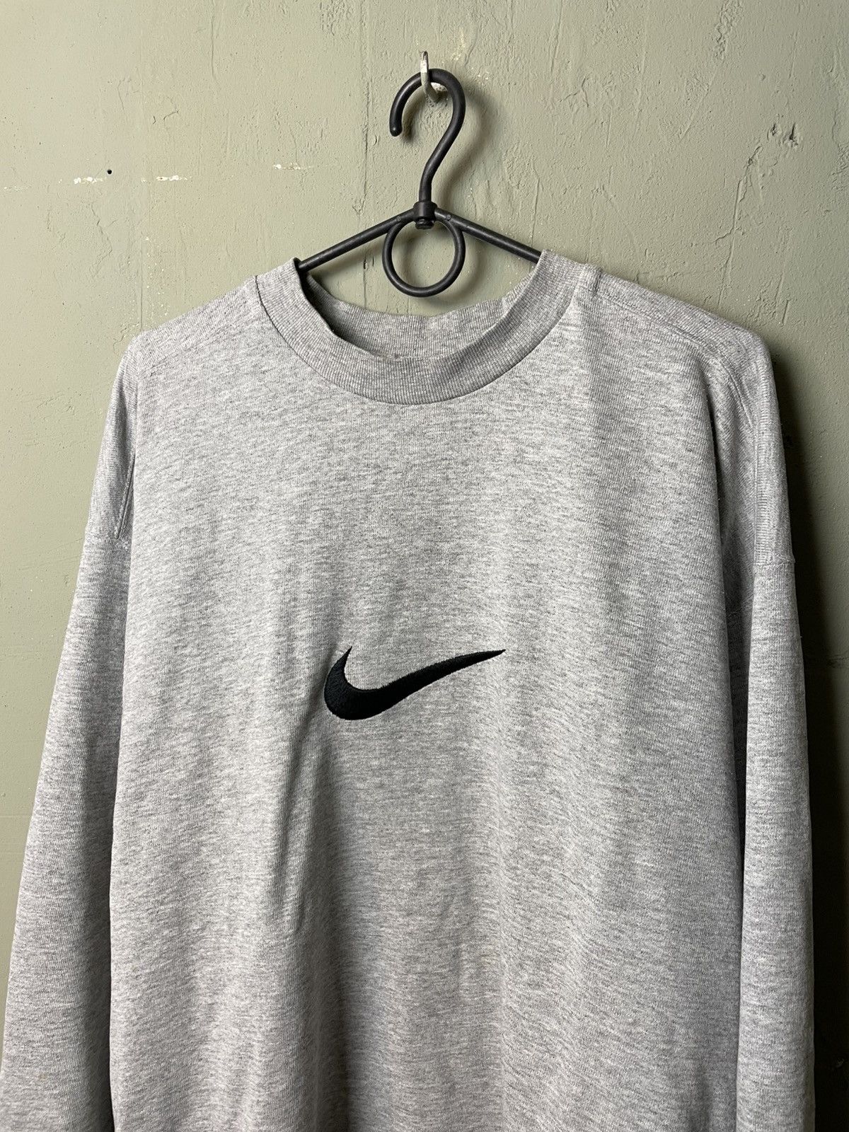 Nike Vintage Nike Mini Swoosh Long Sleeve Embroidered Logo Size US L / EU 52-54 / 3 - 2 Thumbnail