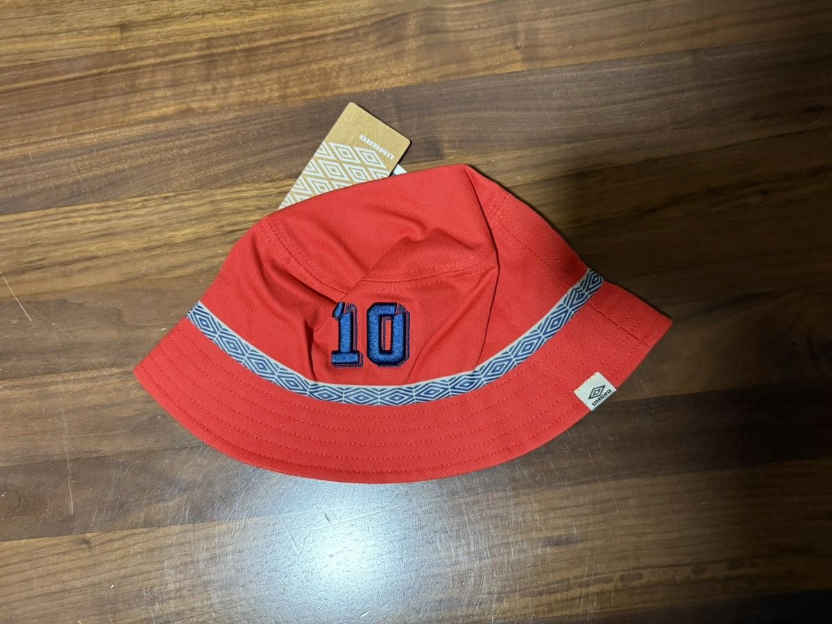 Umbro Umbro Red Striped #10 Bucket Hat Cotton Crusher One Size Size ONE SIZE - 4 Thumbnail