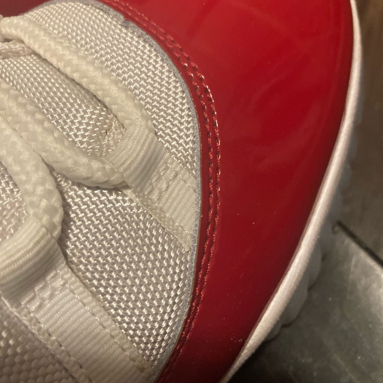 Jordan Brand Jordan 11 Cherry Size US 10.5 / EU 43-44 - 6 Thumbnail
