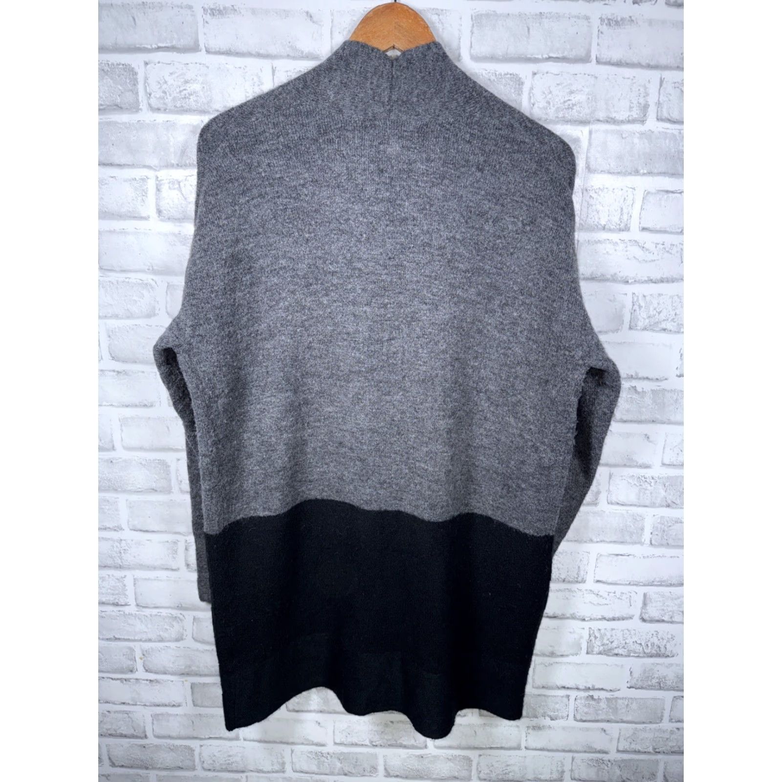Banana Republic Banana Republic Cardigan Gray Black Long Open Womens S Sweater Acrylic Blend Open Size S / US 4 / IT 40 - 8 Thumbnail