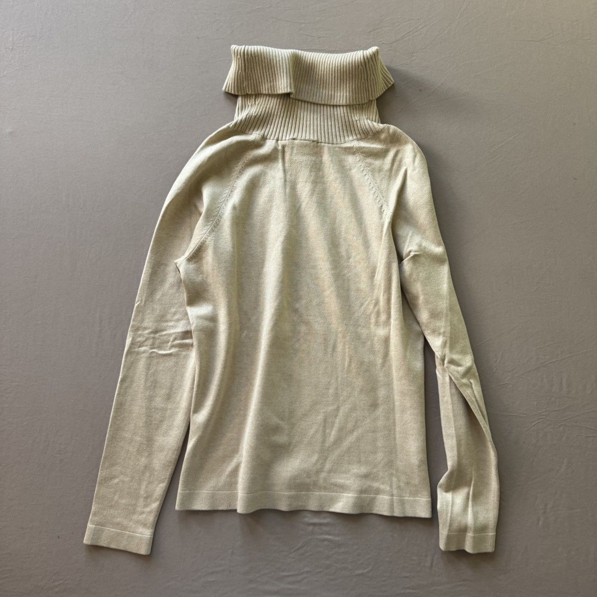 Ann Taylor Ann Taylor Silk Cashmere Turtleneck Sweater Size M / US 6-8 / IT 42-44 - 2 Thumbnail
