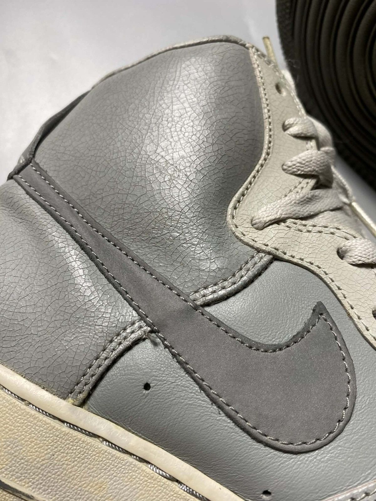 Nike nike Air Force1 “book of ones” 2004 cool grey Size US 10 / EU 43 - 4 Thumbnail