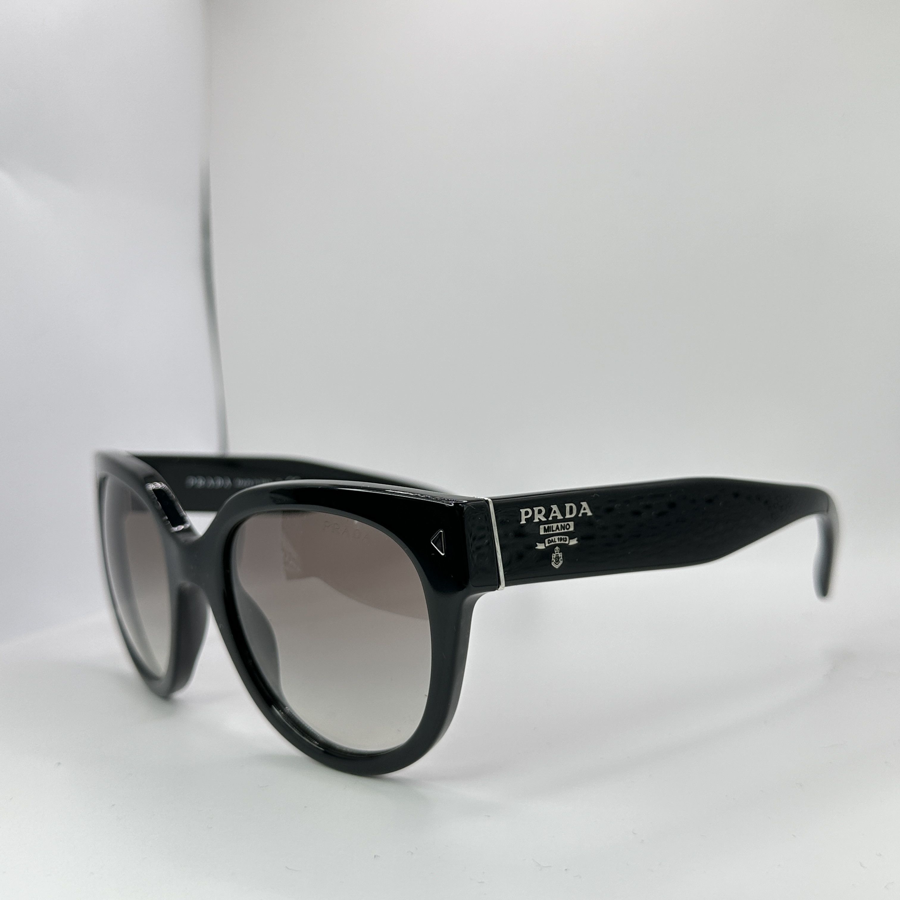Prada × Vintage Vintage Prada Swing Cat Eye Sunglasses 00s Size ONE SIZE - 3 Thumbnail