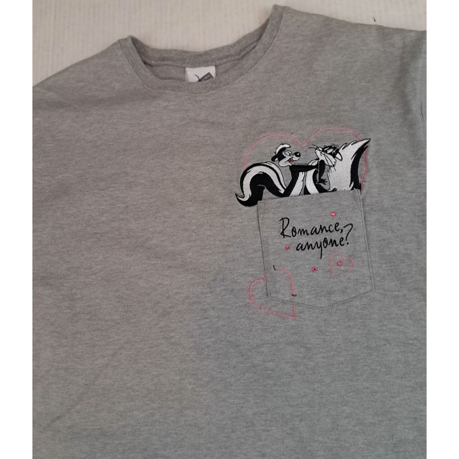 Vintage VINTAGE Warner Bros Studio Store Pepe Le Pew & Penelope Pussycat True Romance Printed T-Shirt 2001 Small Size US L / EU 52-54 / 3 - 2 Thumbnail
