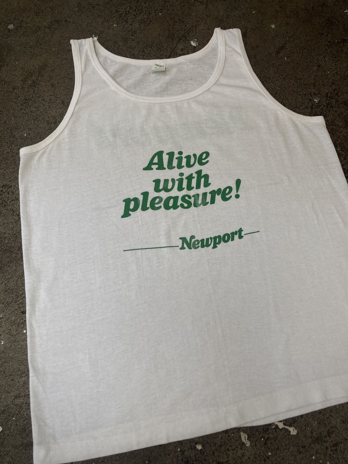 Vintage Vintage 90s Newport Cigarettes Tank Top Size US L / EU 52-54 / 3 - 3 Thumbnail