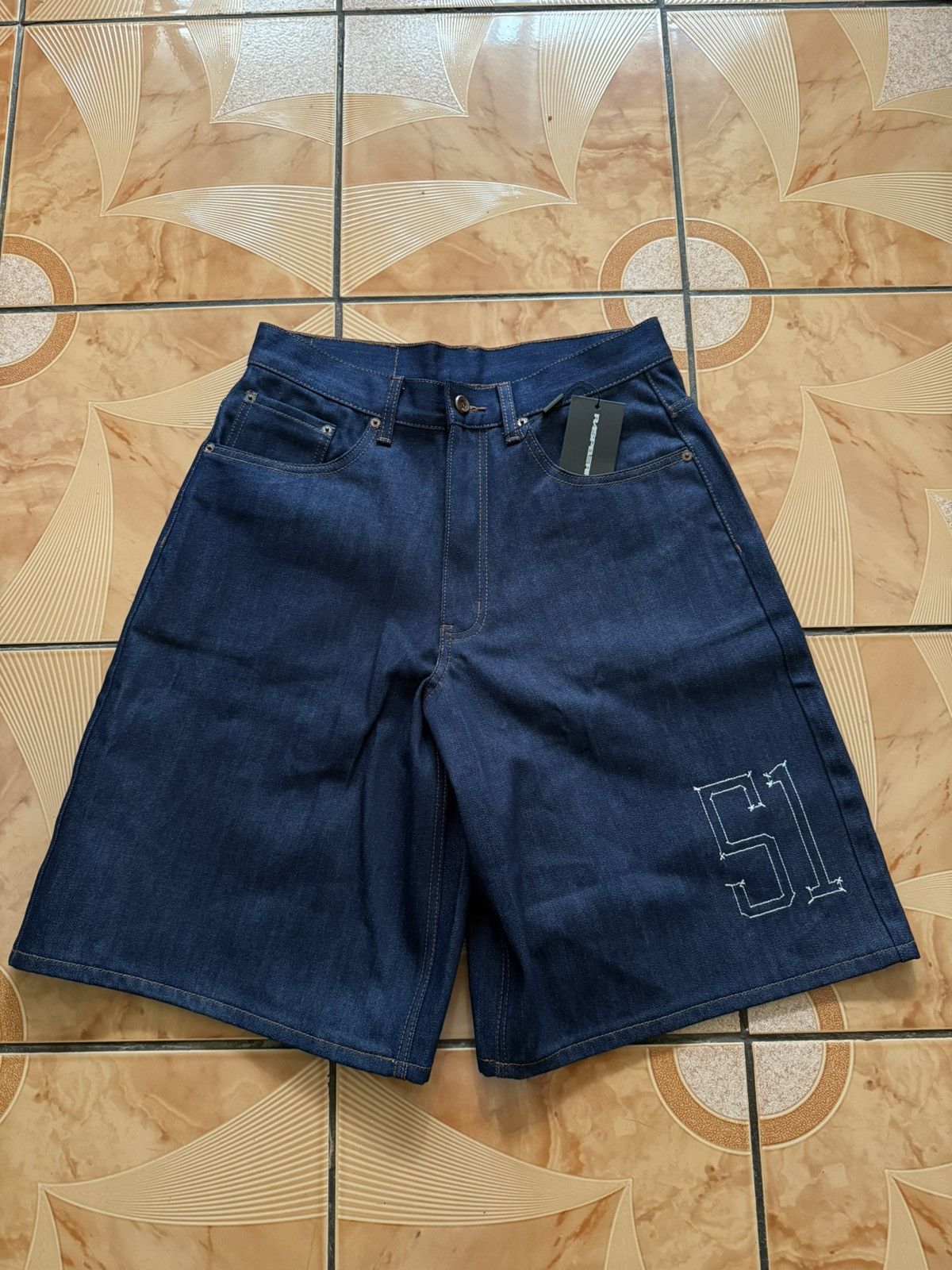 Gv gallery raspberry hills denim jorts