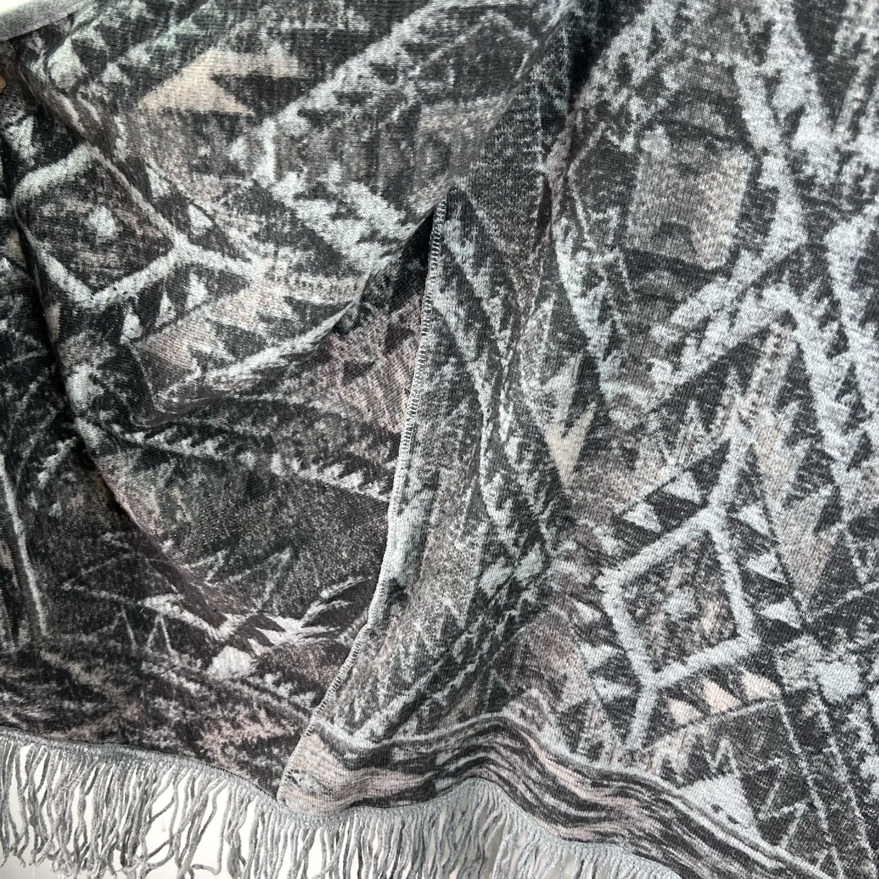 Lucky Brand Lucky Brand Cardigan Shirt Womens M Gray Open Fringe Geometric Southwest Bohemian Aztec Western 90s? (Note: exclude new info) Size M / US 6-8 / IT 42-44 - 6 Thumbnail