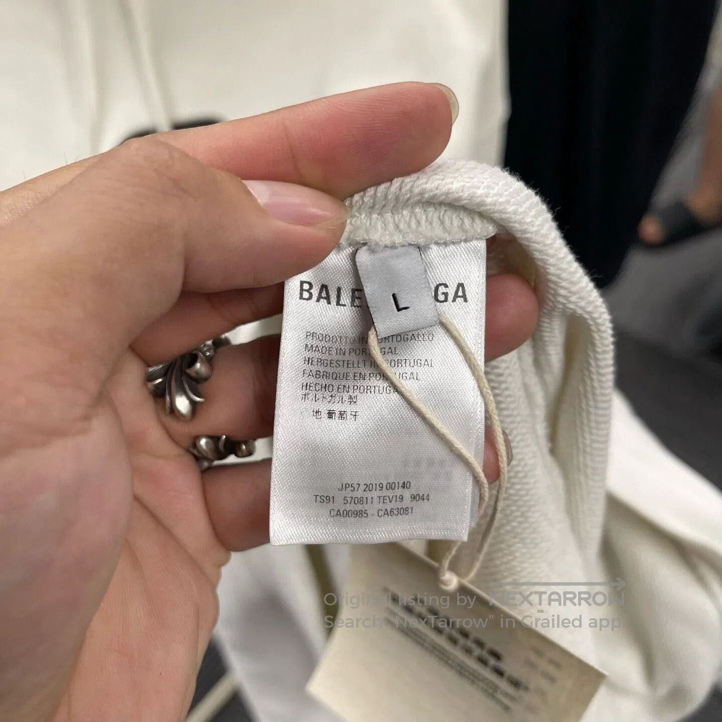 Balenciaga balenciaga classic double b lock hoodie. Size US L / EU 52-54 / 3 - 3 Thumbnail