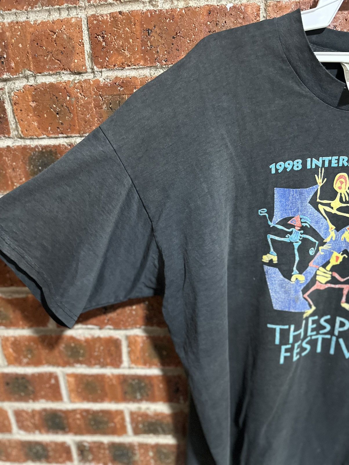Fruit Of The Loom Thrashed vintage 1998 International The Spian Fest Tee Size US XXL / EU 58 / 5 - 9 Thumbnail