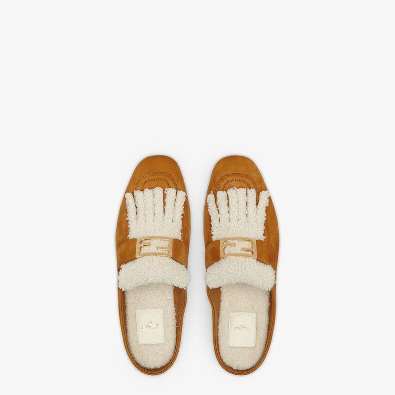Fendi o1B3y1r0426 Baguette Suede & Shearling Mules in Brown Size US 8 / IT 38 - 4 Thumbnail
