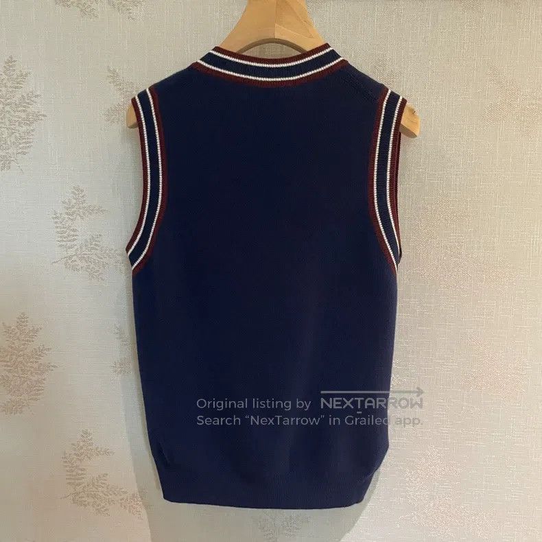 Miu Miu Miu Miu 40 College wind cashmere vest Size L / US 10 / IT 46 - 3 Thumbnail