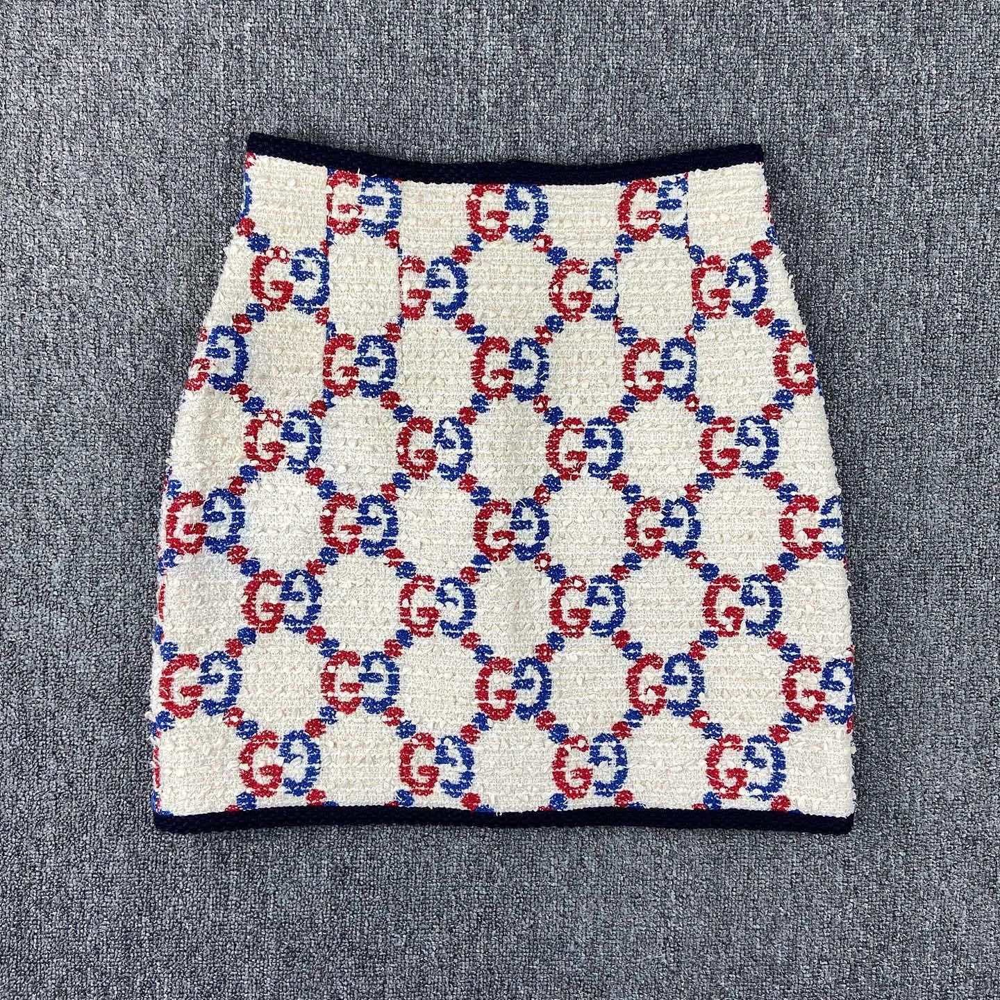 Gucci Gucci GG Logo Knit Skirt IT 38 Size 26" / US 2 / IT 38 - 1 Thumbnail