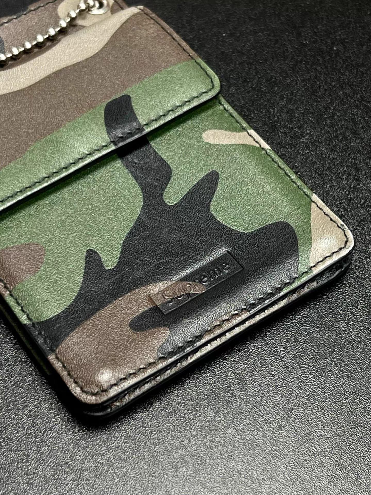 Supreme Supreme Leather ID Holder + Wallet Woodland Camo K15 Size ONE SIZE - 2 Thumbnail