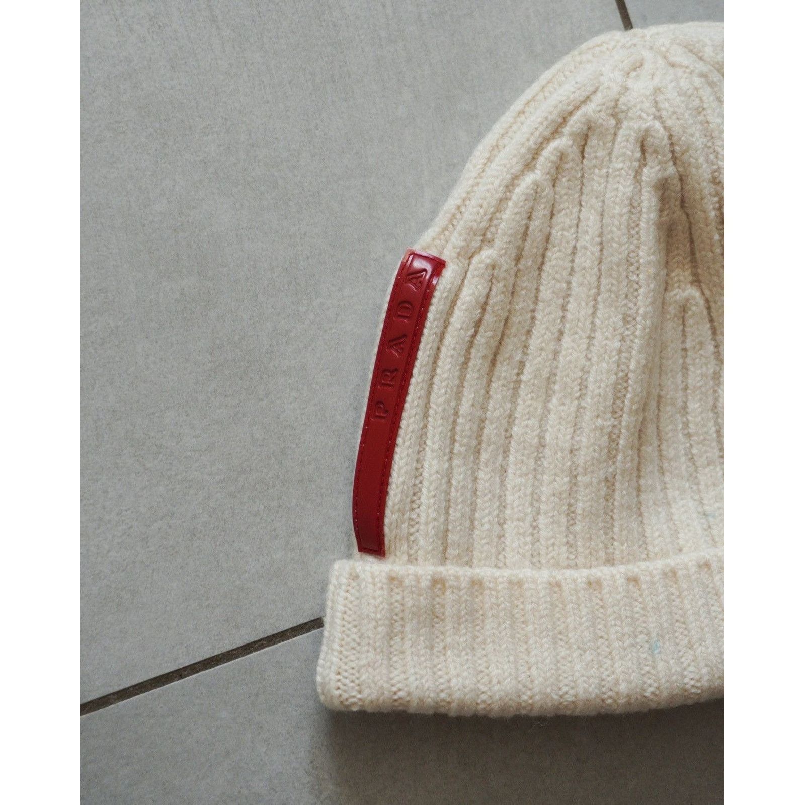 Prada Prada linea rossa red tab beige wool beanie hat Size ONE SIZE - 2 Thumbnail