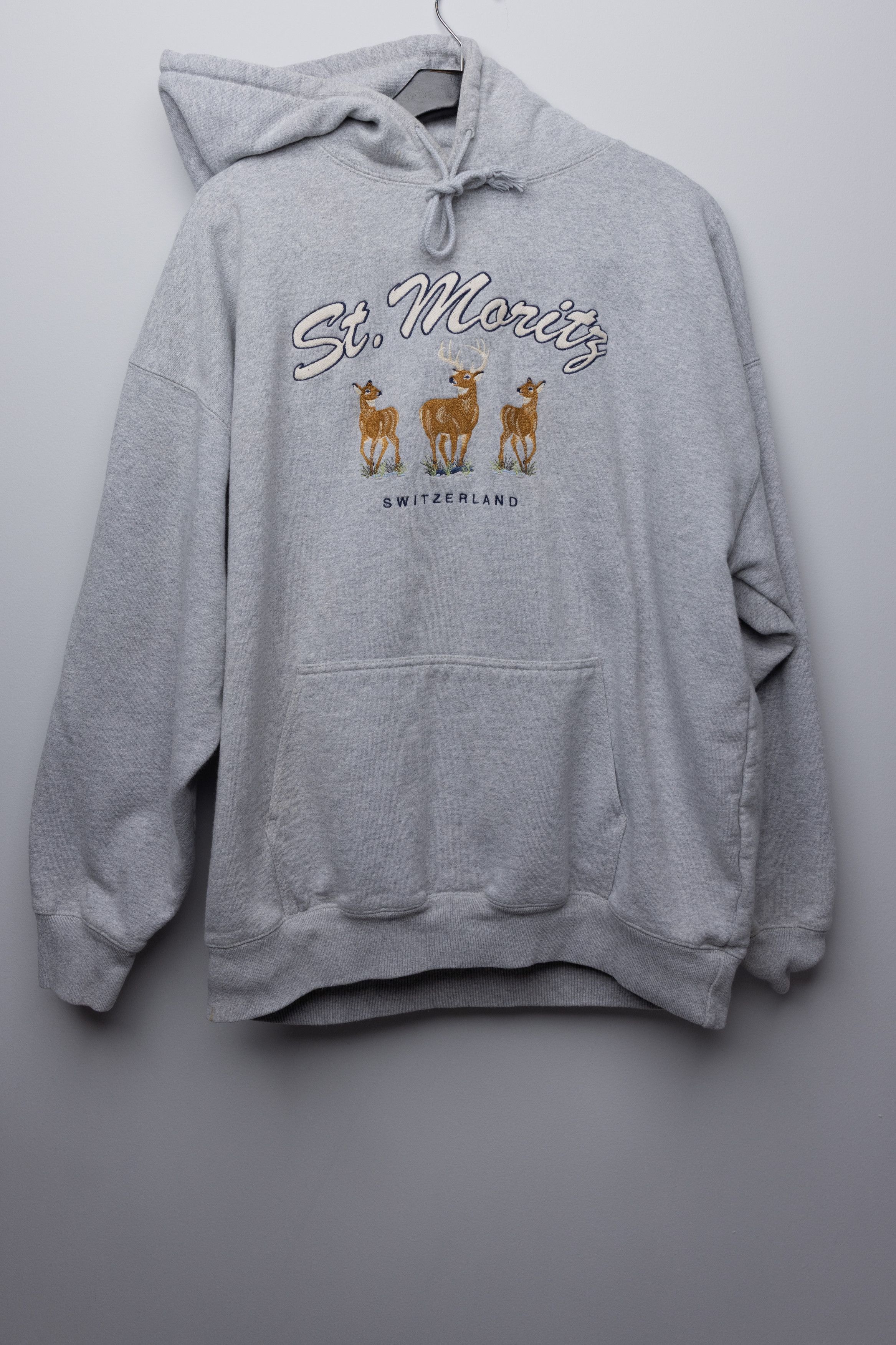 Brandy Melville Brandy Melville Grey Swiss Hoodie Size XL / US 12-14 / IT 48-50 - 1 Thumbnail