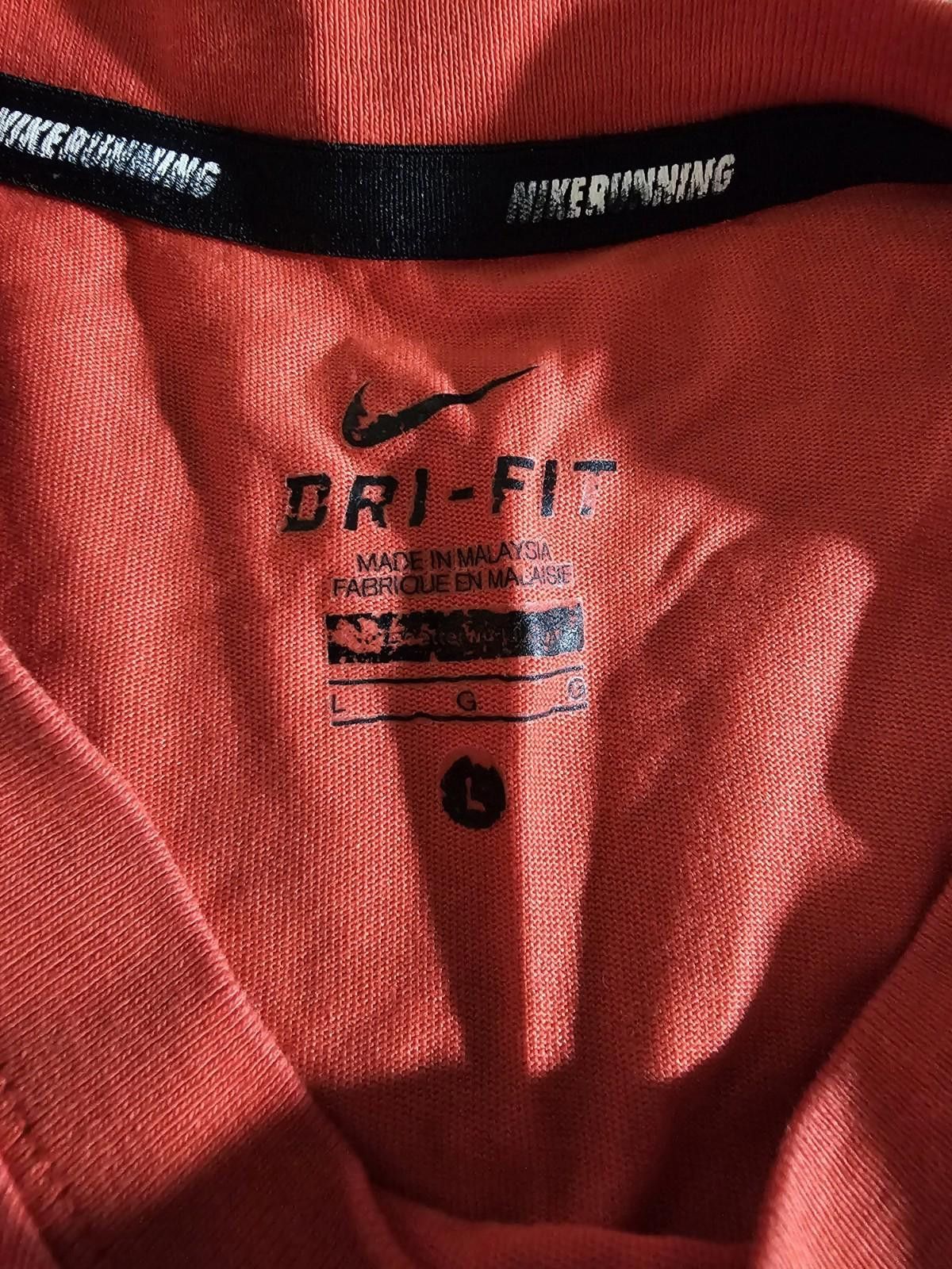 Nike Nike Running EXCUSES SUCK Regular Fit Tshirt Sz L Red Size US L / EU 52-54 / 3 - 3 Thumbnail