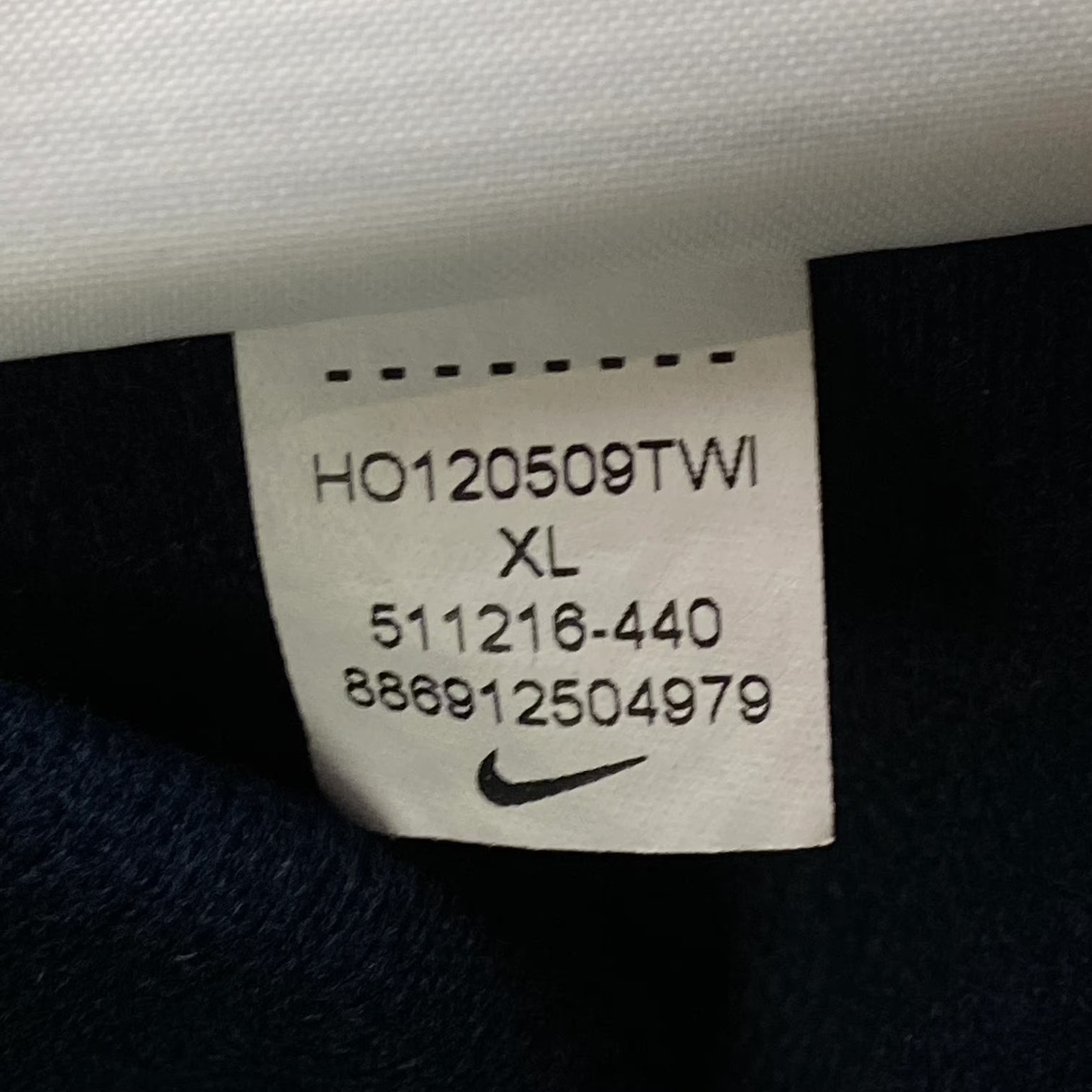 Nike × Vintage Mens Hoodies Nike Vintage Size XL Big Print Size US XL / EU 56 / 4 - 6 Thumbnail