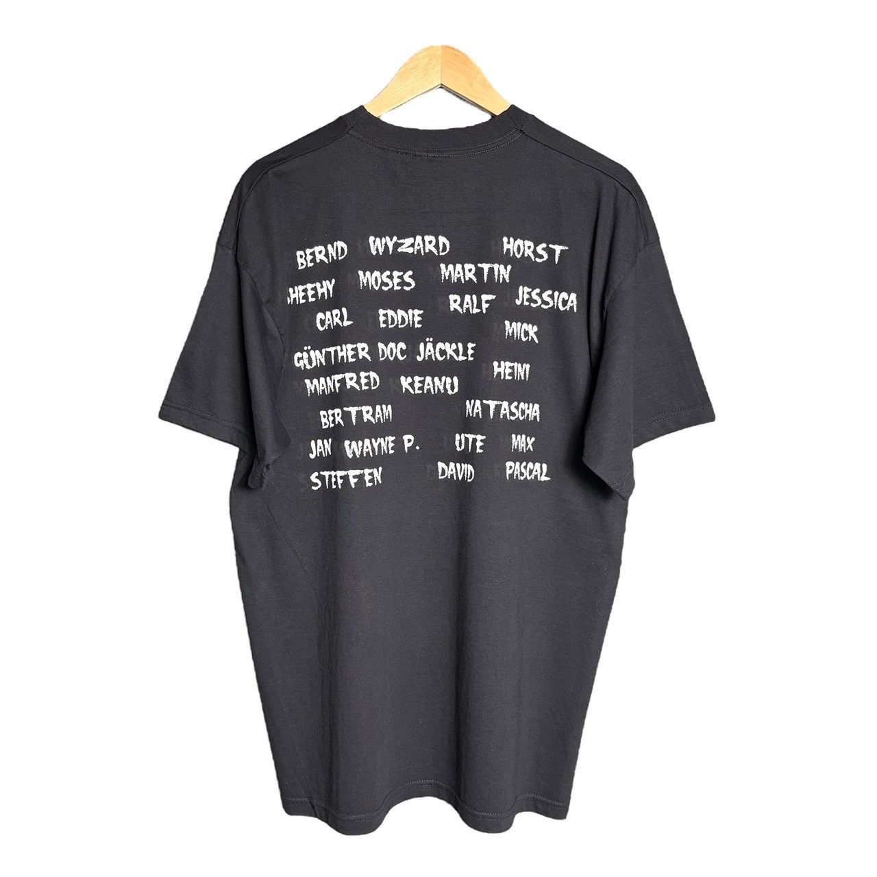 Vintage Vintage 90s Gargoyle Celebrities Name Horror Graphic T-Shirt Size US XL / EU 56 / 4 - 2 Thumbnail