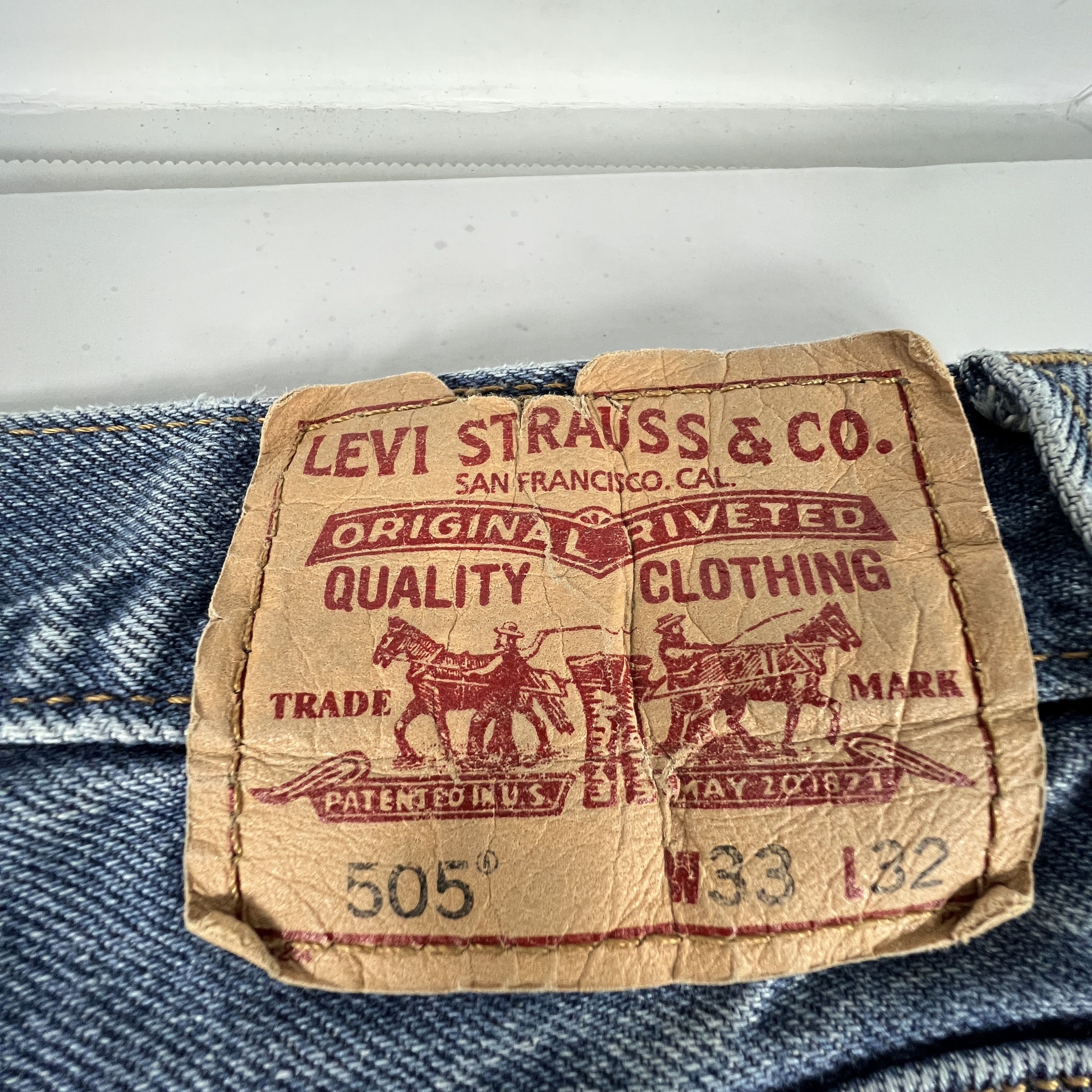 Levi's × Vintage Y2K Levi's Jean 505 Straight Blue Faded Grunge Cotton Denim Size US 33 - 16 Thumbnail
