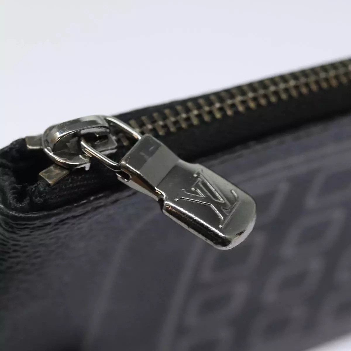Louis Vuitton LOUIS VUITTON Monogram Eclipse Fragment iPhone Case Size ONE SIZE - 4 Thumbnail