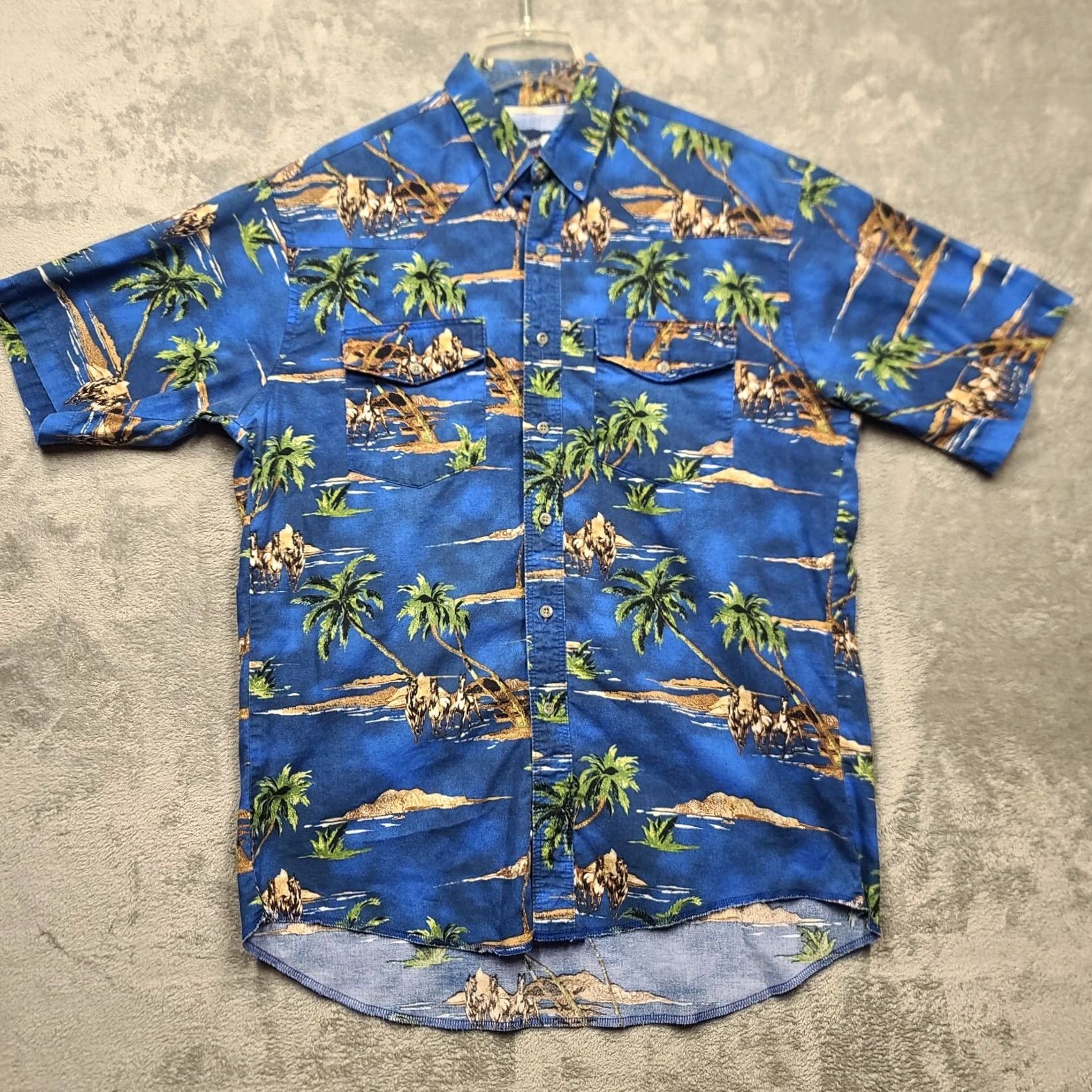 Wrangler VINTAGE Wrangler Shirt Mens L Regular Cowboy Cut Short Sleeve Hawaiian Size US L / EU 52-54 / 3 - 2 Thumbnail