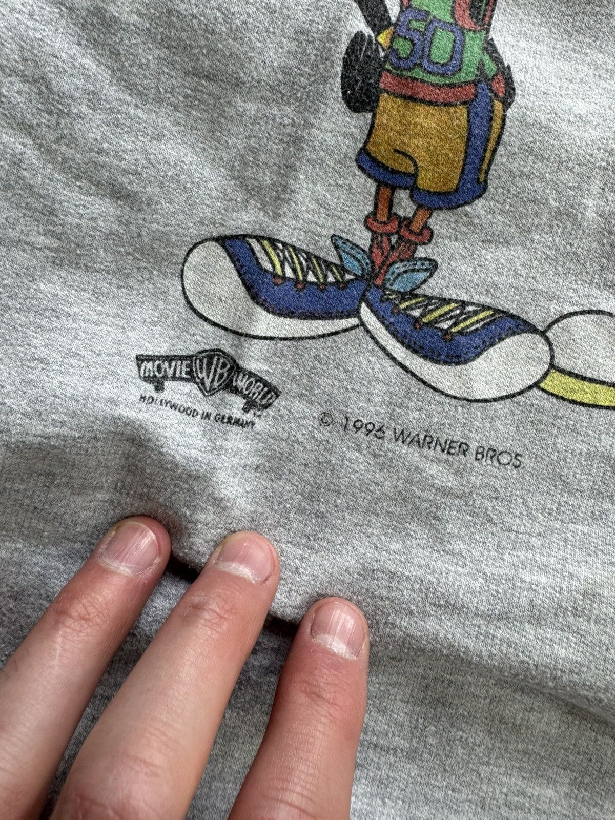 Vintage Vintage Movie Warner Bros 1996 Crewneck Sweater Size US XL / EU 56 / 4 - 4 Thumbnail